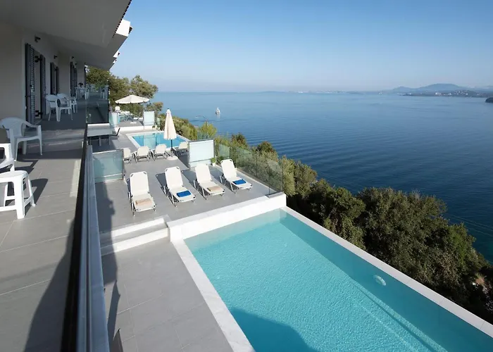 Cpv 3 Bedrooms Villa Thea Pirgi