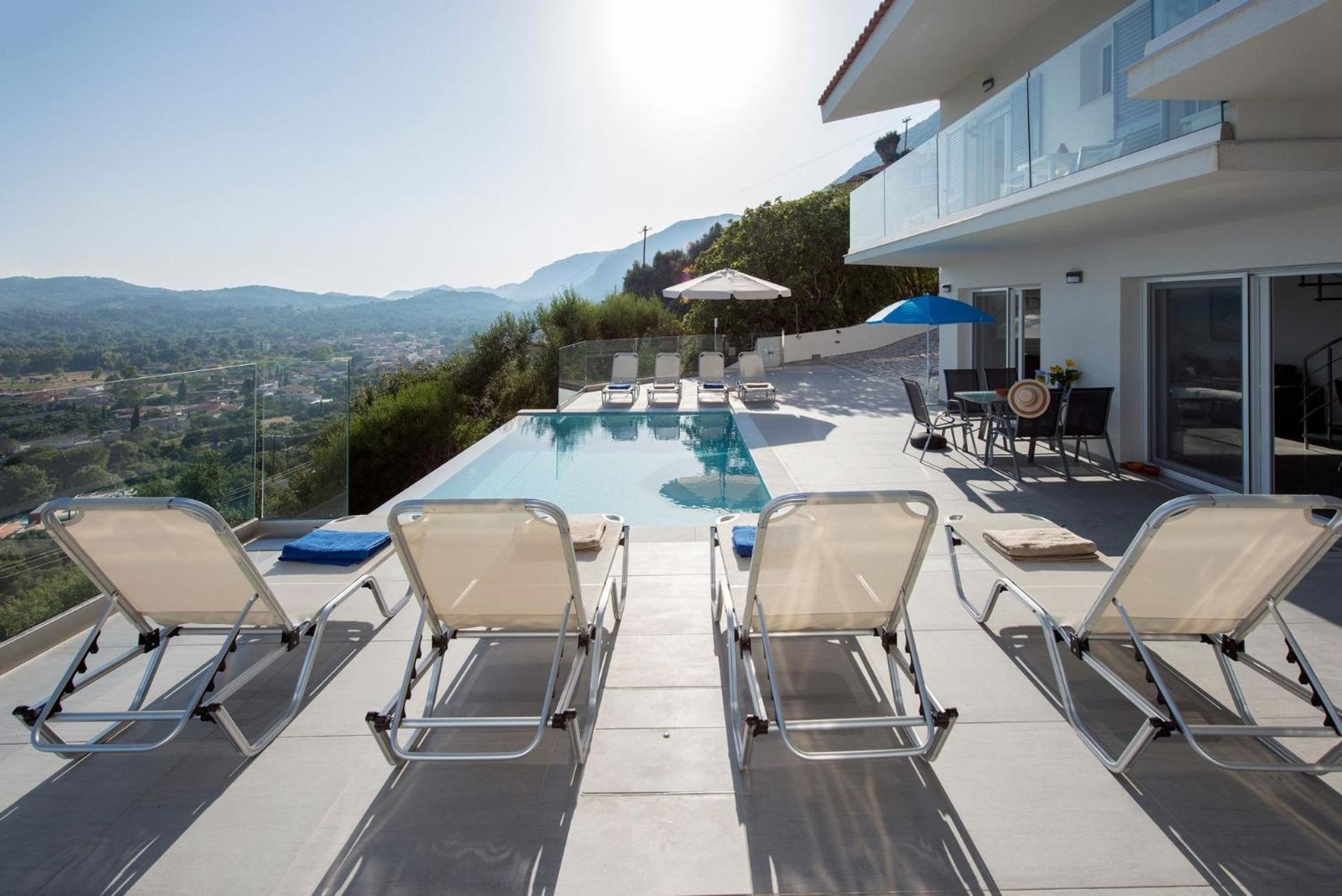 Cpv 3 Bedrooms Villa Thea Pirgi Villa