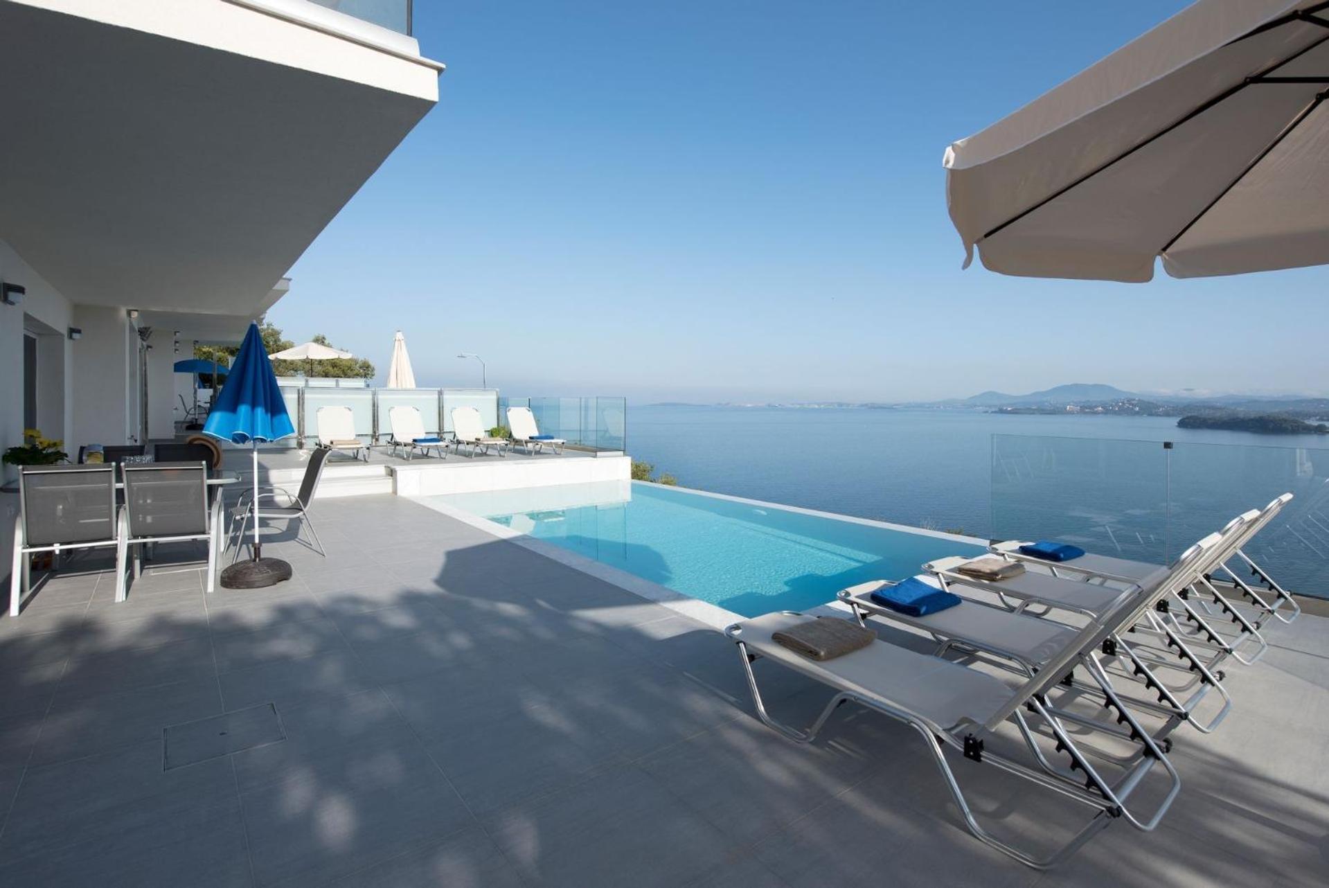 Cpv 3 Bedrooms Villa Thea Pirgi *